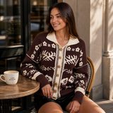 Iziar – cárdigan de punto jacquard con motivos florales y aire vintage acogedor
